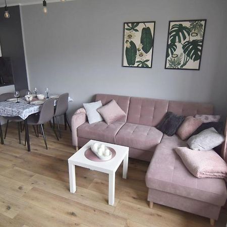 グダニスクTrzypokojowy Apartamentアパートメント エクステリア 写真
